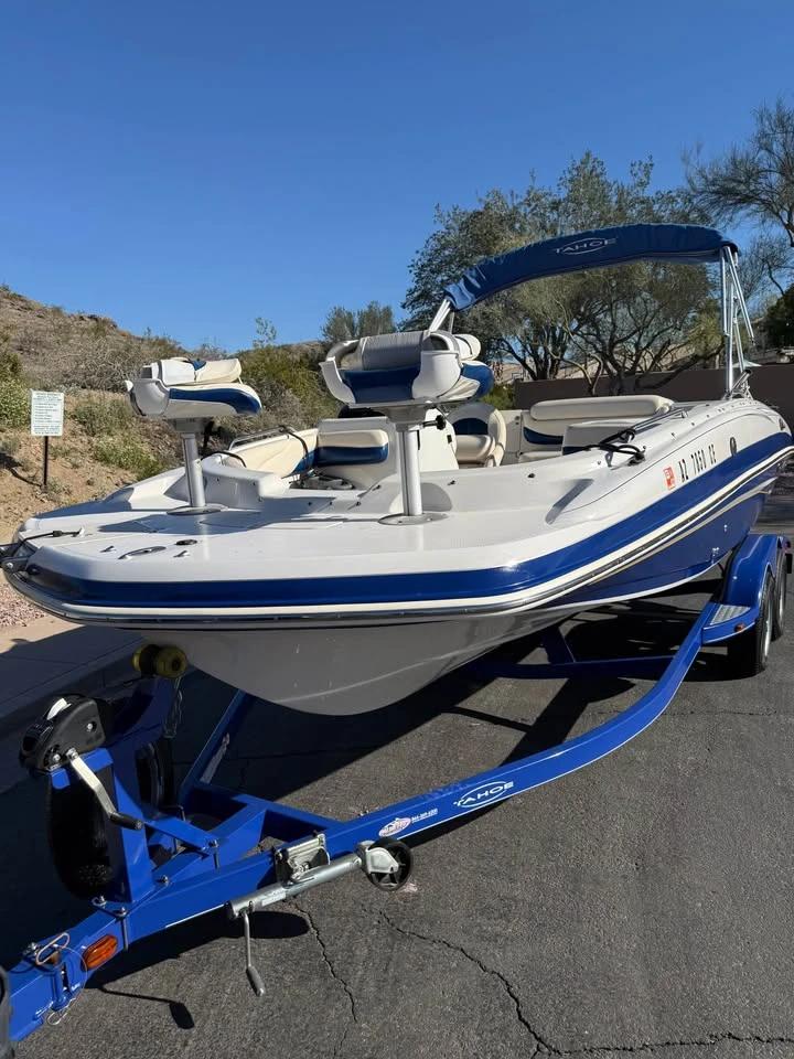 2012 Tahoe 195 boat 195 I/O