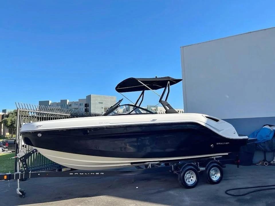 2022 Bayliner dx2250 DX2250
