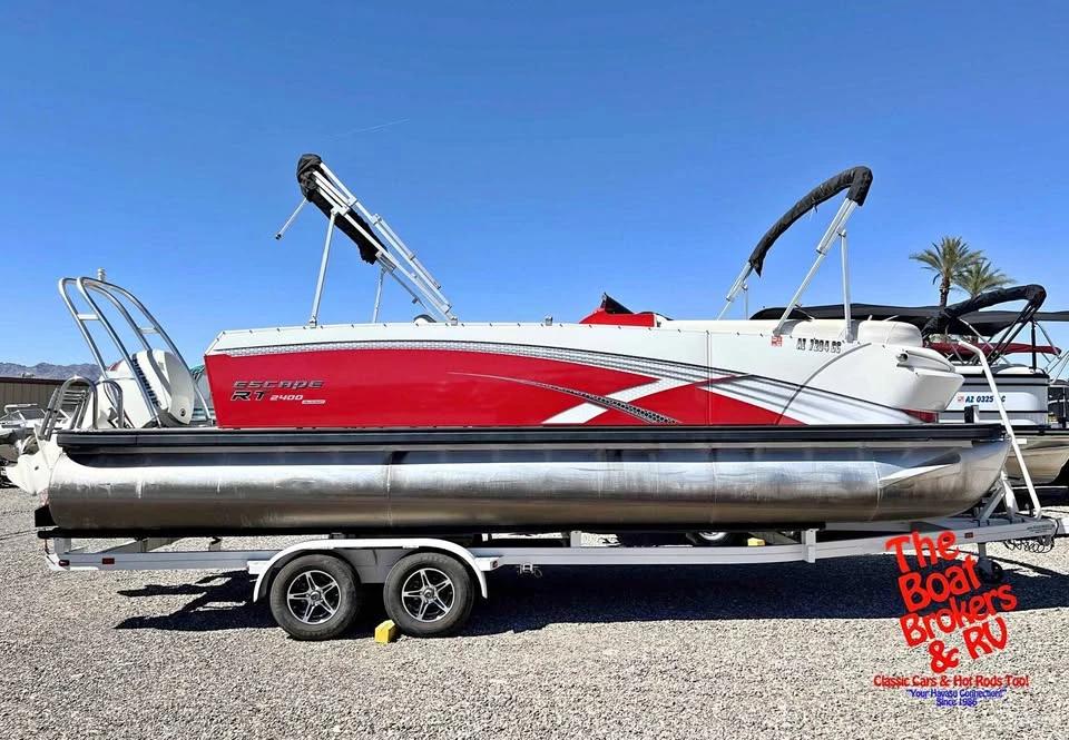 2016 Larson escape 24tt RT 2400 Cruise Triple Tube