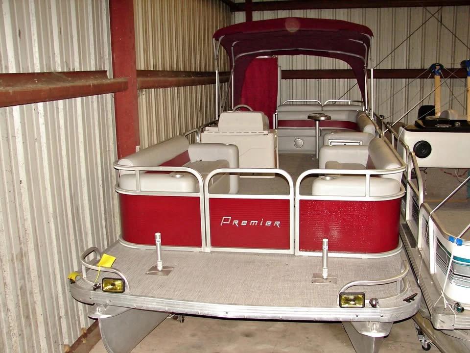 1994 24ft Premier Pontoon Premier Castaway 24