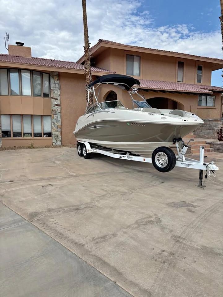 2007 Sea ray sundeck 260