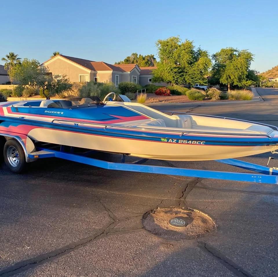 1998 Shockwave Jet Boat