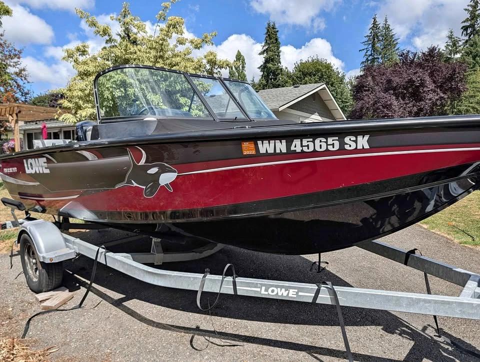 2016 LOWE FISH Ski 16 boat