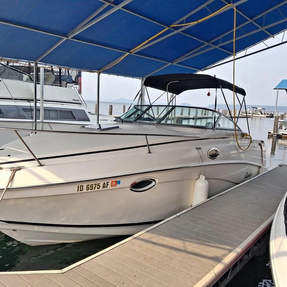 2004 Rinker Fiesta Vee 250 Fiesta Vee 250