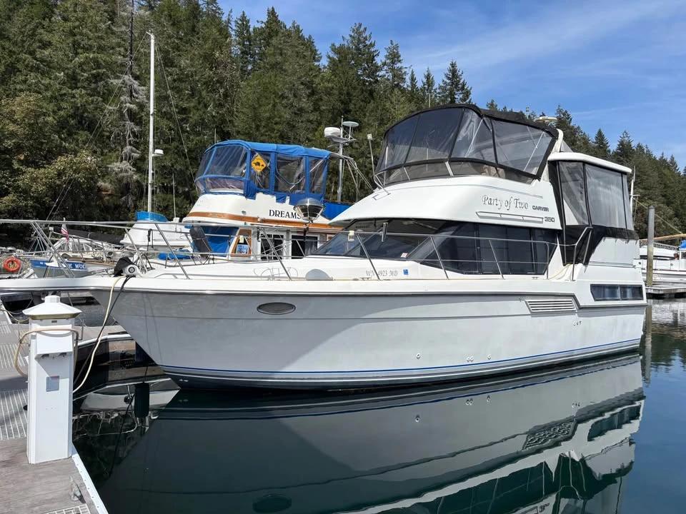 1993 Carver 350 aft cabin 350 Aft Cabin Motor Yacht