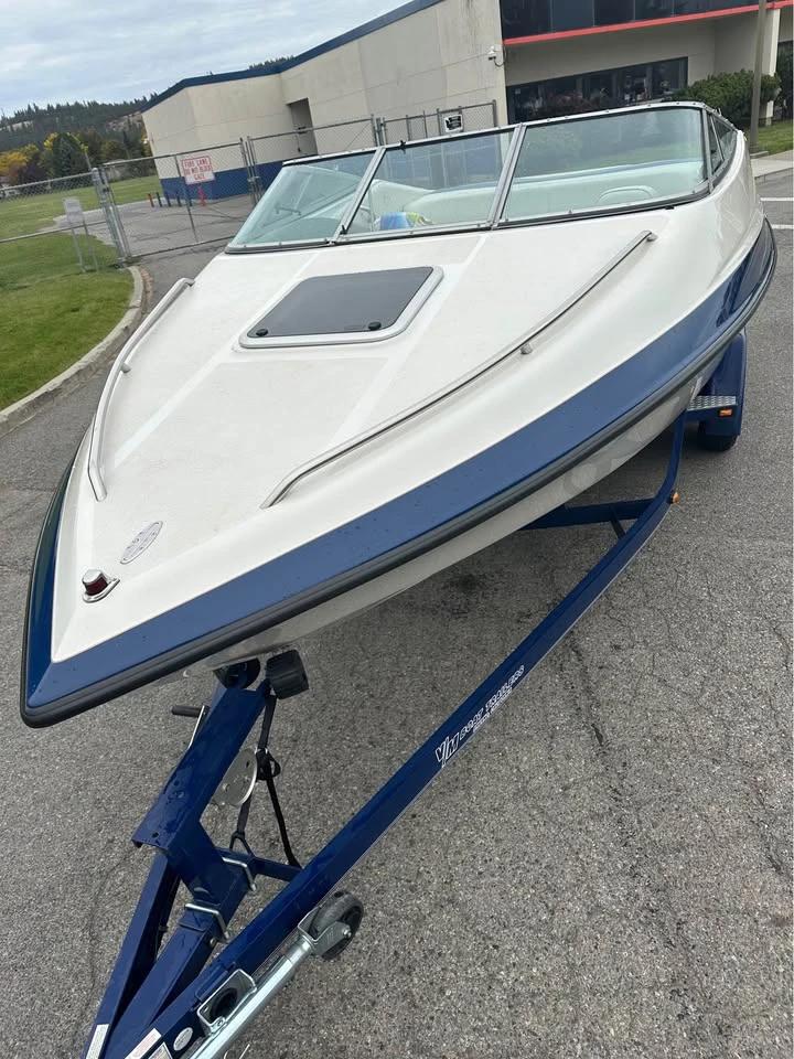 1997 Crownline 202 CC