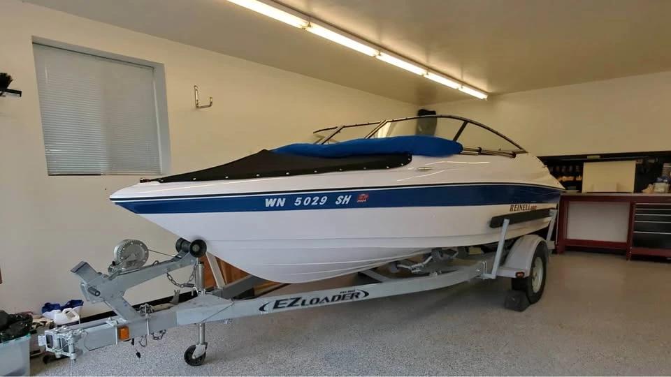 2015 Reinell 180 Power Boat
