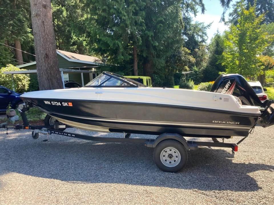 2017 Bayliner 170 BR