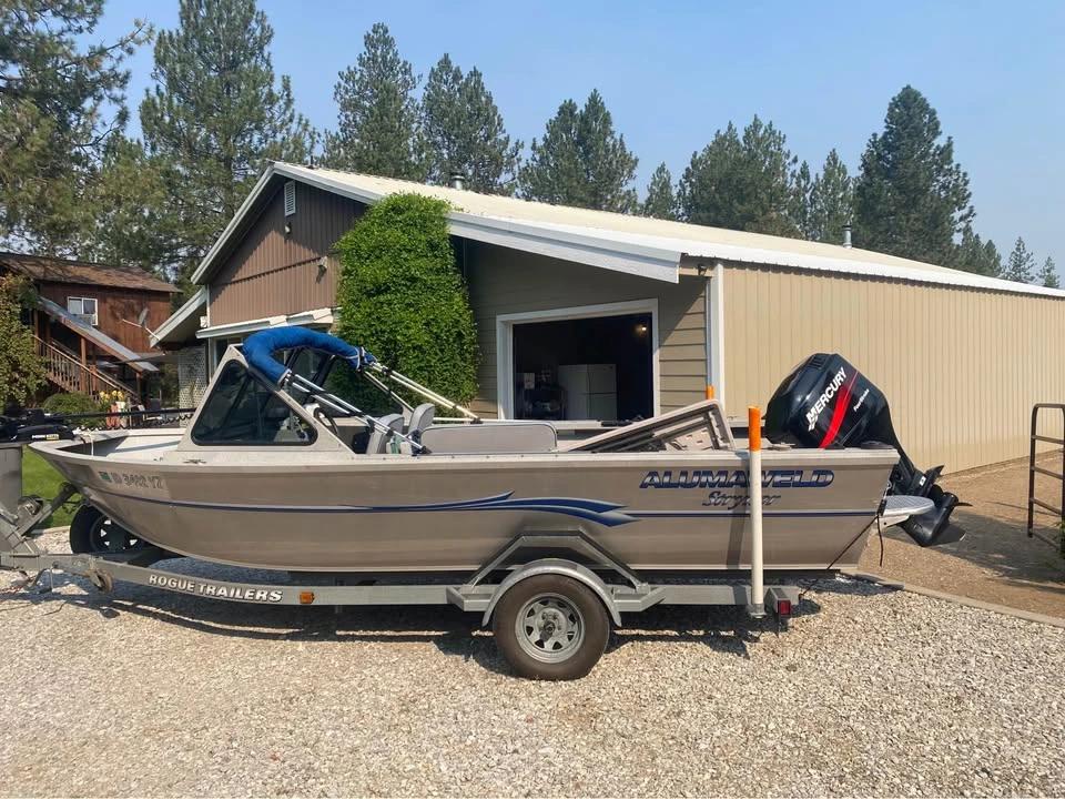 2018 20’ Alumaweld Stryker 90 hp 4-stroke Stryker 20