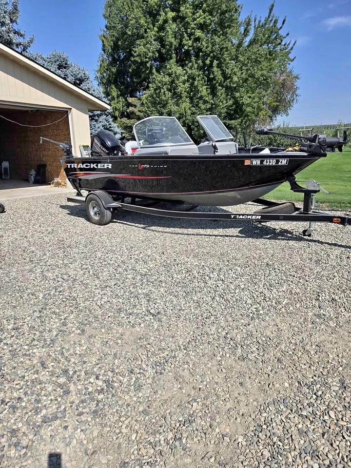2015 Tracker Pro Guide V-175