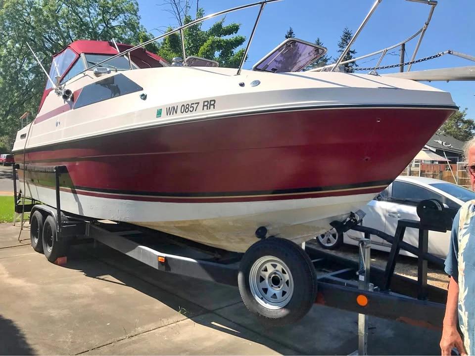 1979 Bayliner cabin cruiser