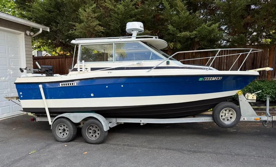 1986 Bayliner trophy 2160