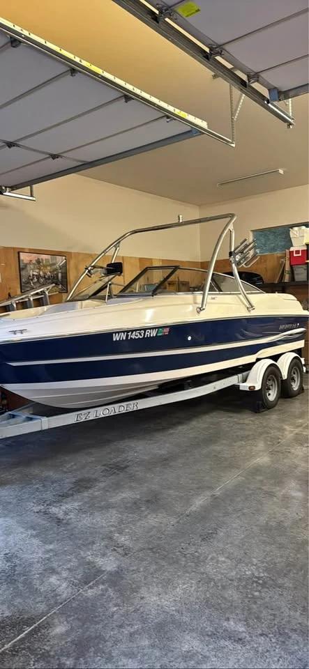 1999 20 foot Monterey Montura Montura 196 BR