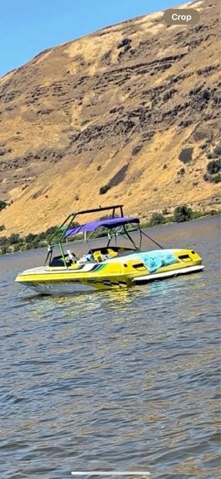 2003 commander open bow jet boat