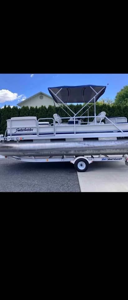 2000 2000 18' Sweetwater Challenger 180 ES