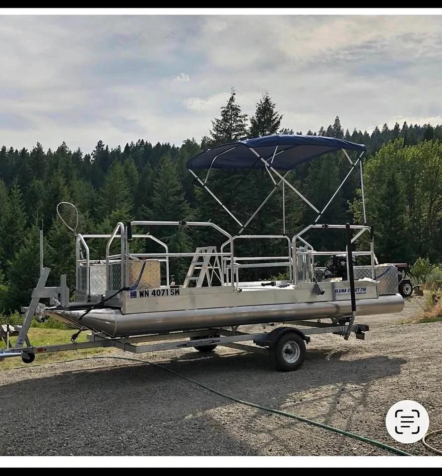 2021 Hotwoods 716 pontoon Aluma Sport 716