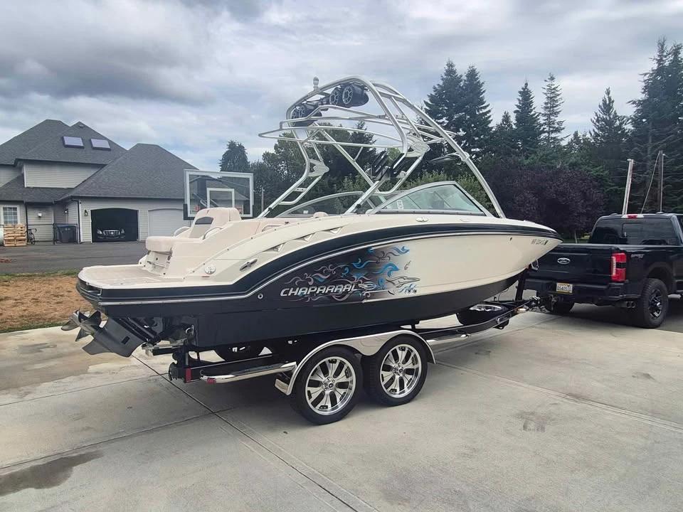 2010 Chaparral Sunesta 224