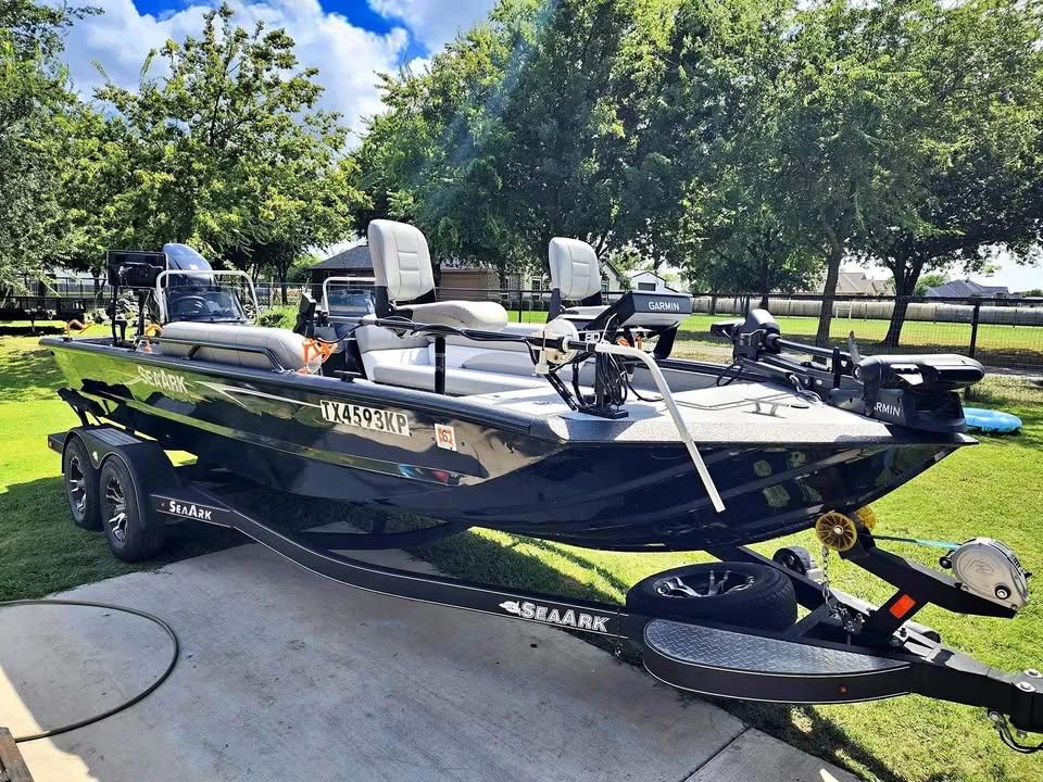2017 Sea Ark Easy 200
