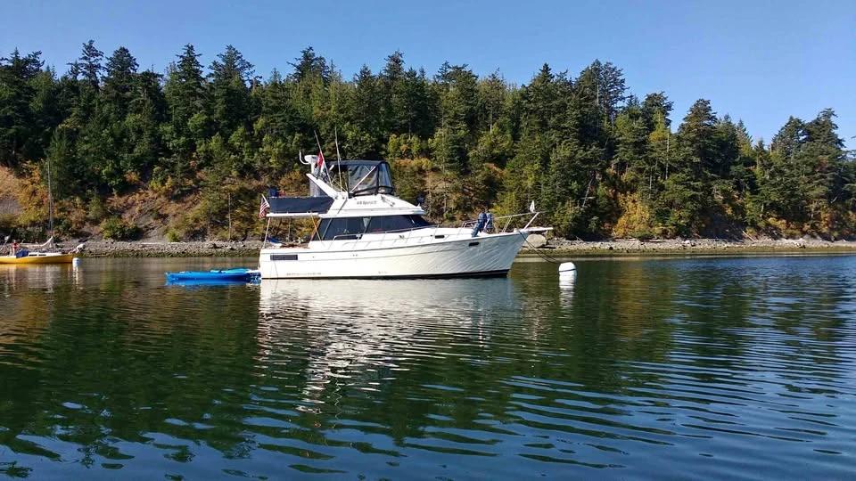 1992 1992 3288 Bayliner 3288 Motor Yacht